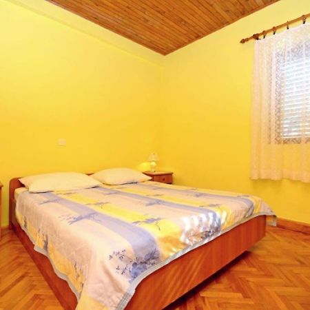 Apartments Marinko Makarska Bagian luar foto