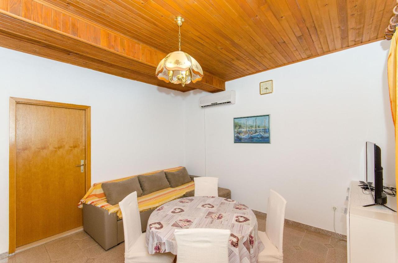 Apartments Marinko Makarska Bagian luar foto